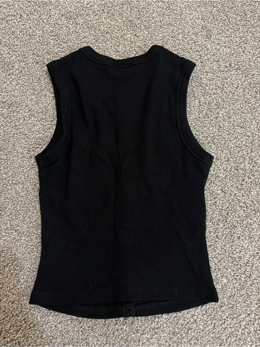 Edikted button up top - Picture 3 of 3